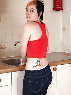 Roxy Jewish Girl Hairy