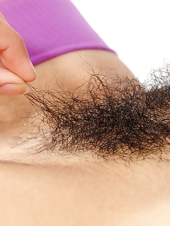 Ambar Hairy Goth Girls