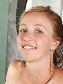 Aden Girl Hairy Pussy Open