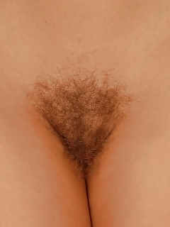 Renata Nude Blonde Girls With Hairy Legs