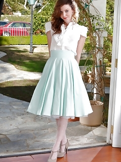 Emma Super Hairy Women