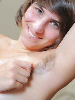 Zooey Big Hairy Pussy