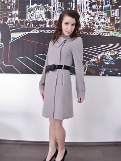 Annie Brunette Hairy Pussy Pictures