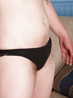 Riki Girl Hairy