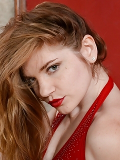 Misty Upskirts Hairy Pussy