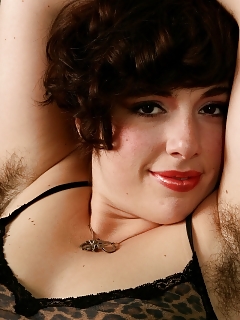 Simone Hairy Angela