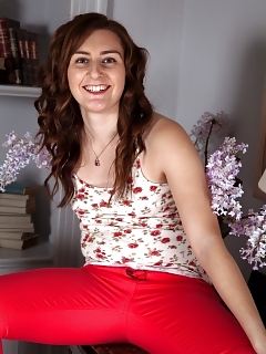 Sophia Fox Hairy Lydia